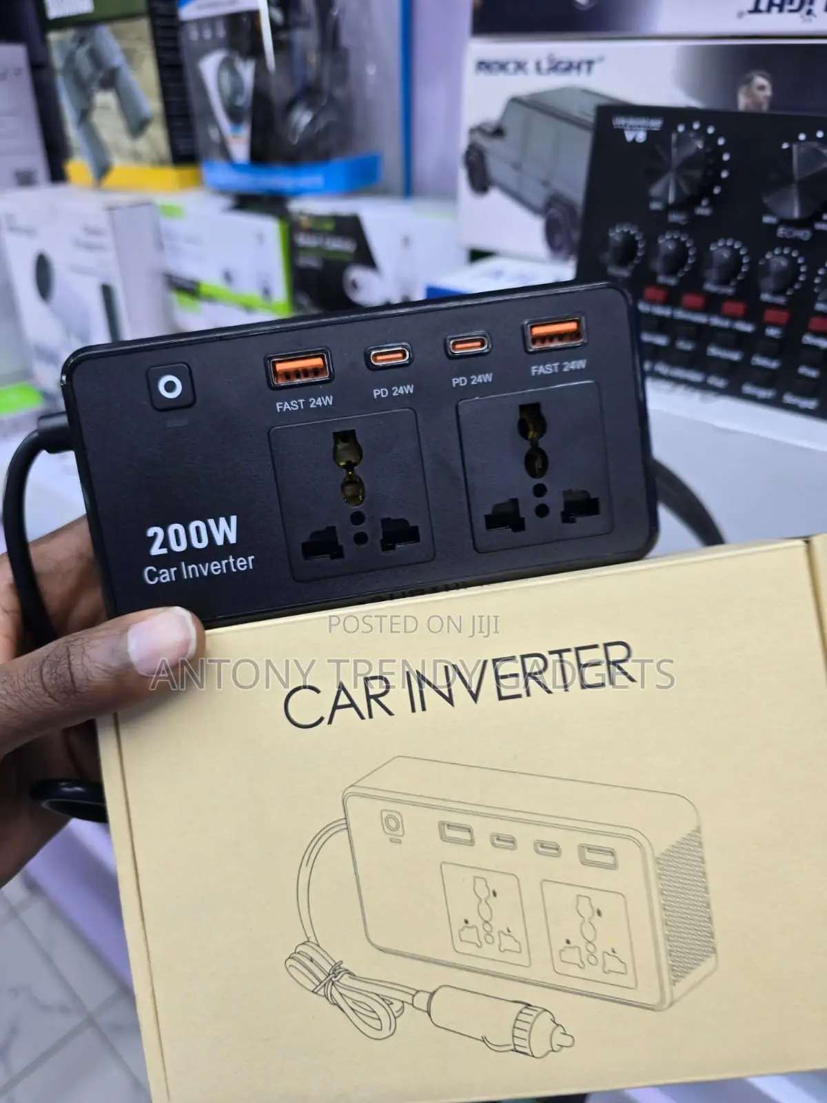 Portable 200W Car Inverter 12V DC to 220V AC Adapter