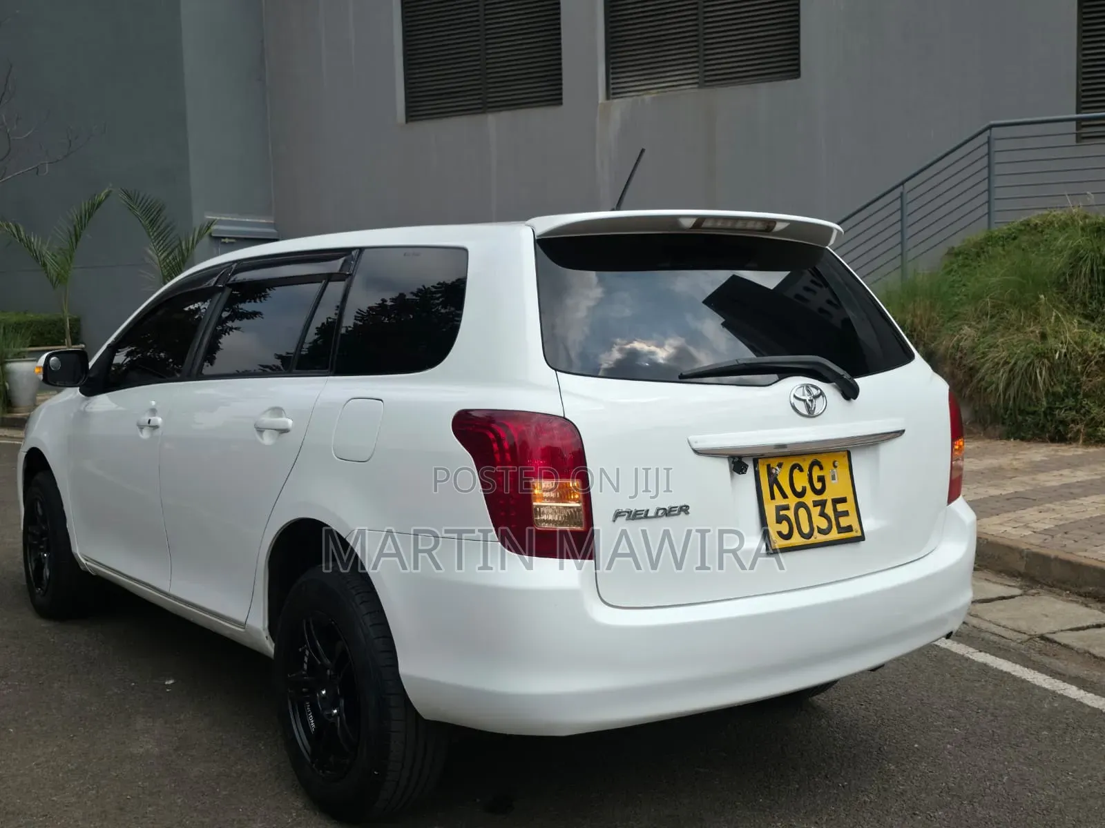 Toyota Corolla Fielder 2009