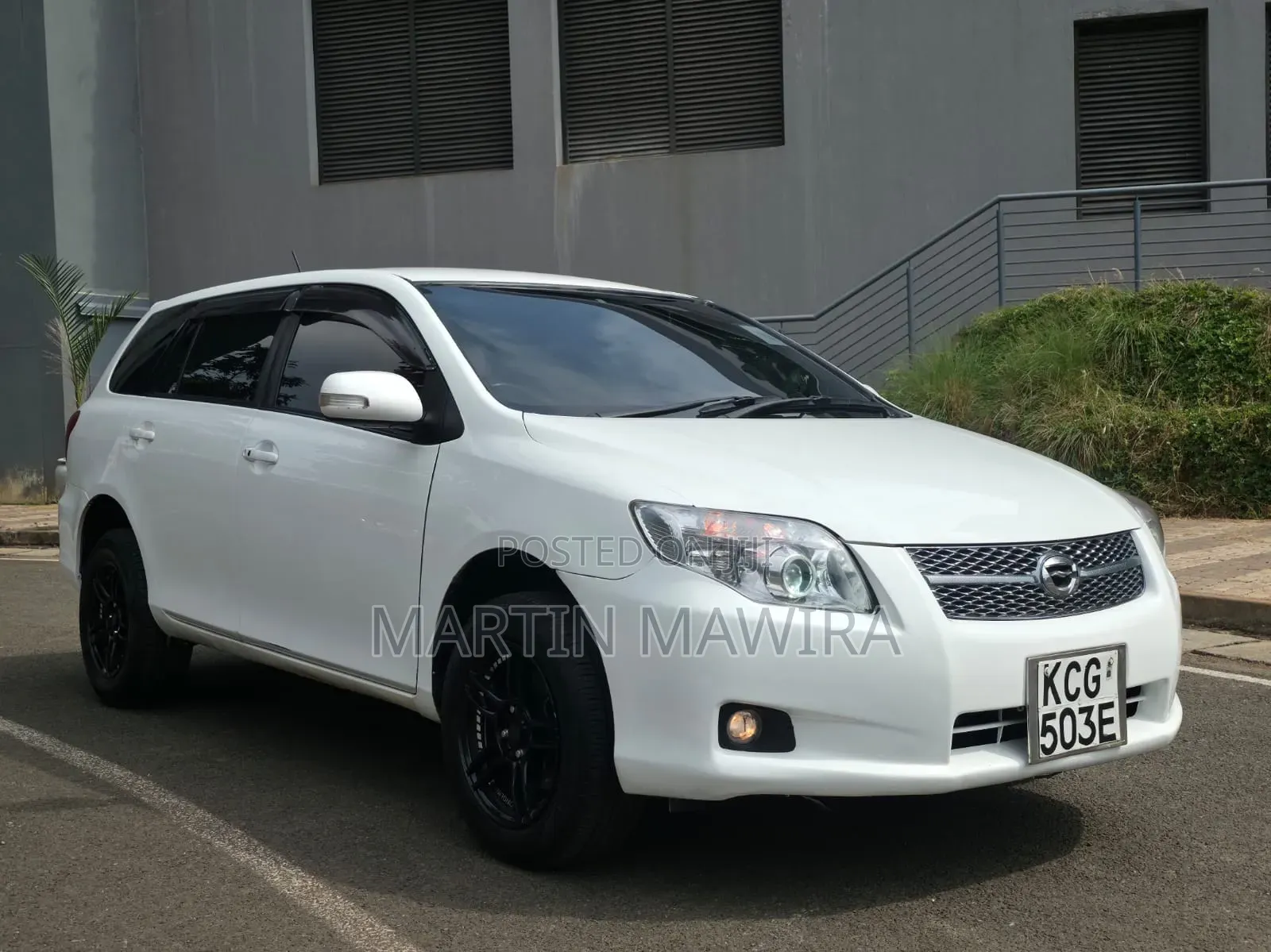 Toyota Corolla Fielder 2009