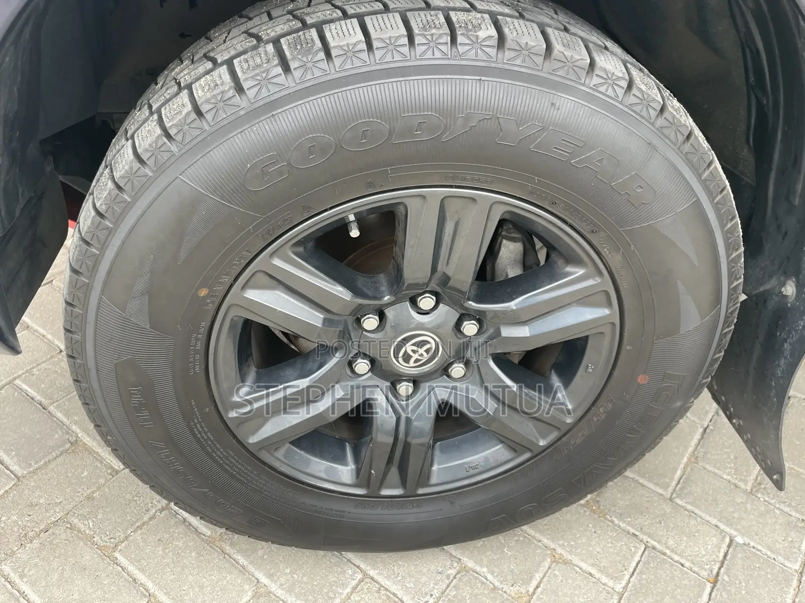 Toyota Hilux Revo Double Cab Deisel 2.4 AWD 2021 Blue