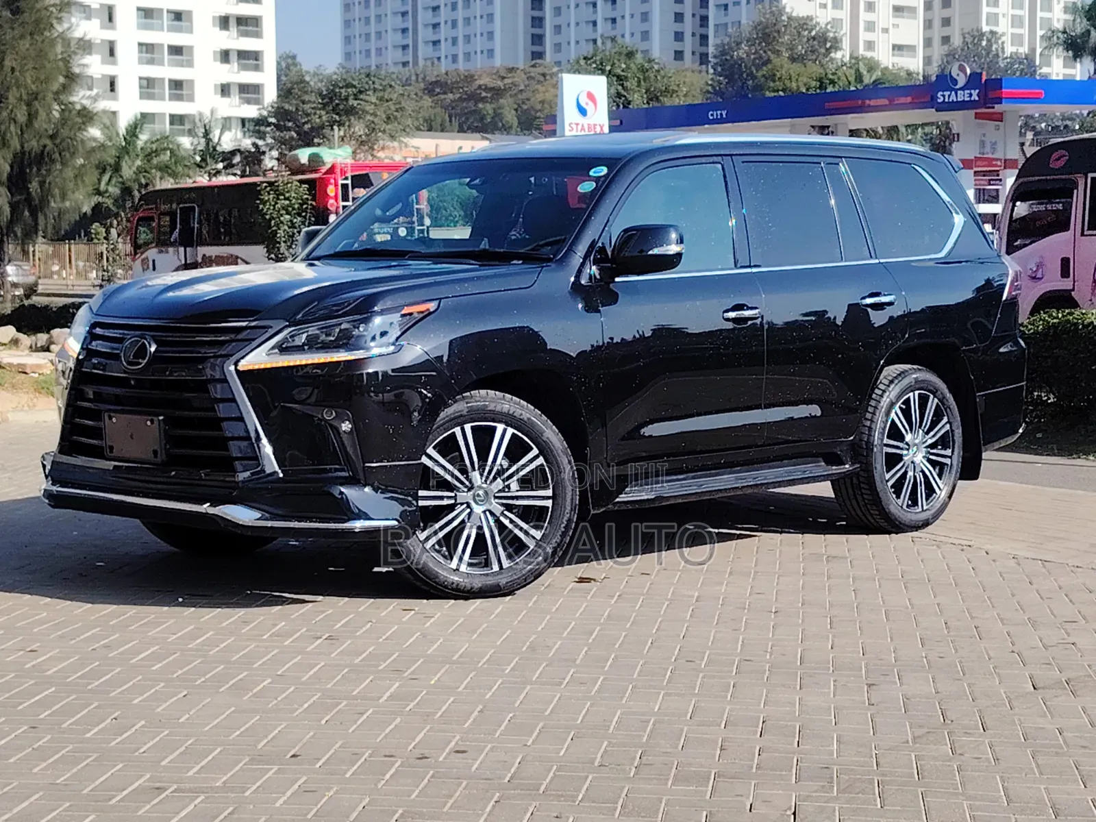 Lexus LX 570 AWD 2020 Black