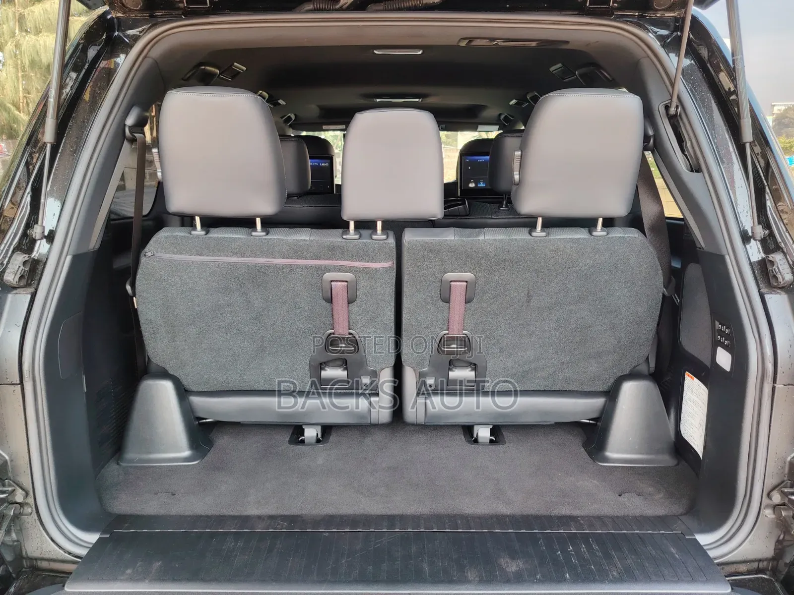 Lexus LX 570 AWD 2020 Black