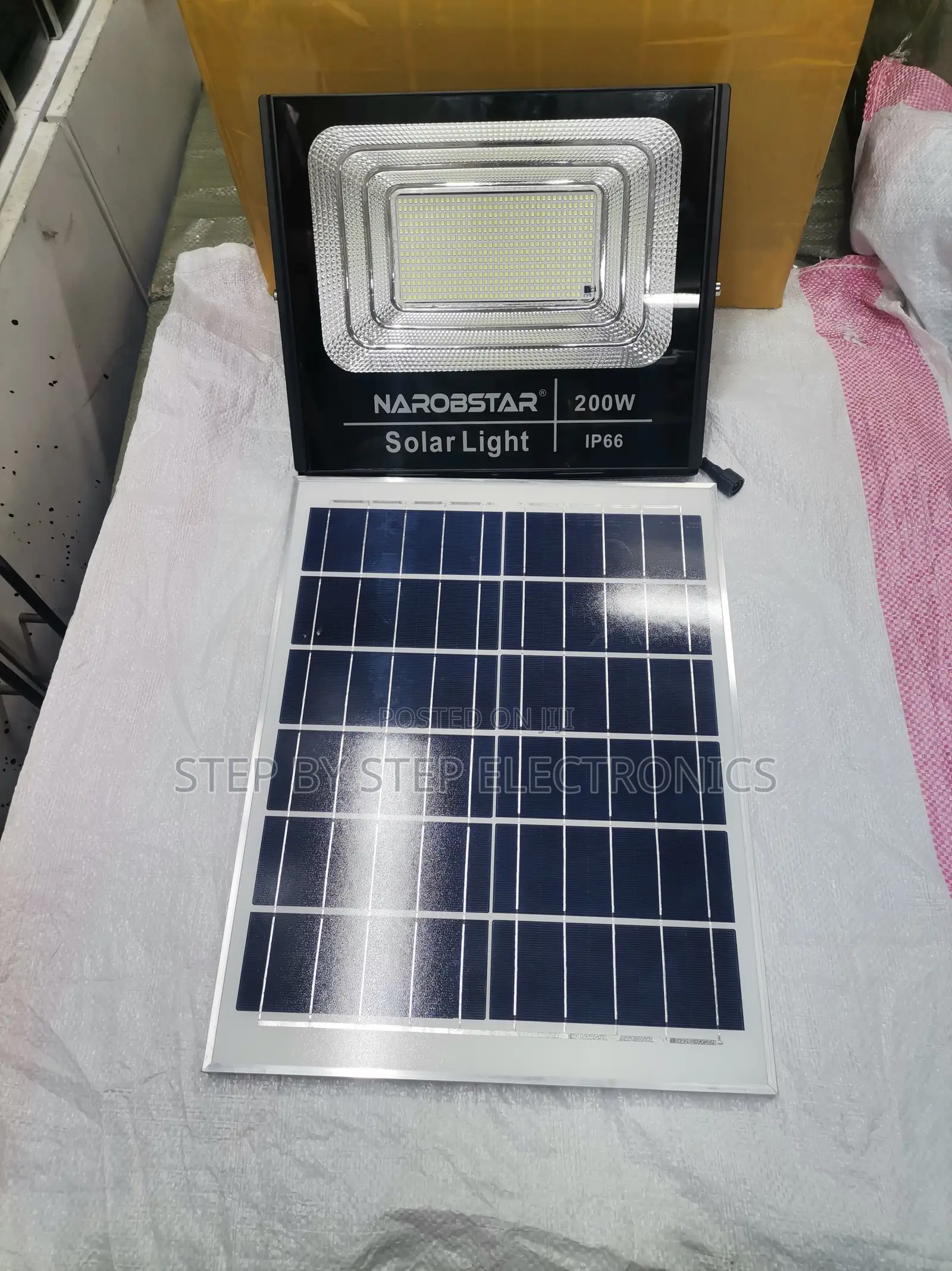 Outdoor Security 200 Watts Led Solar Flood Light
