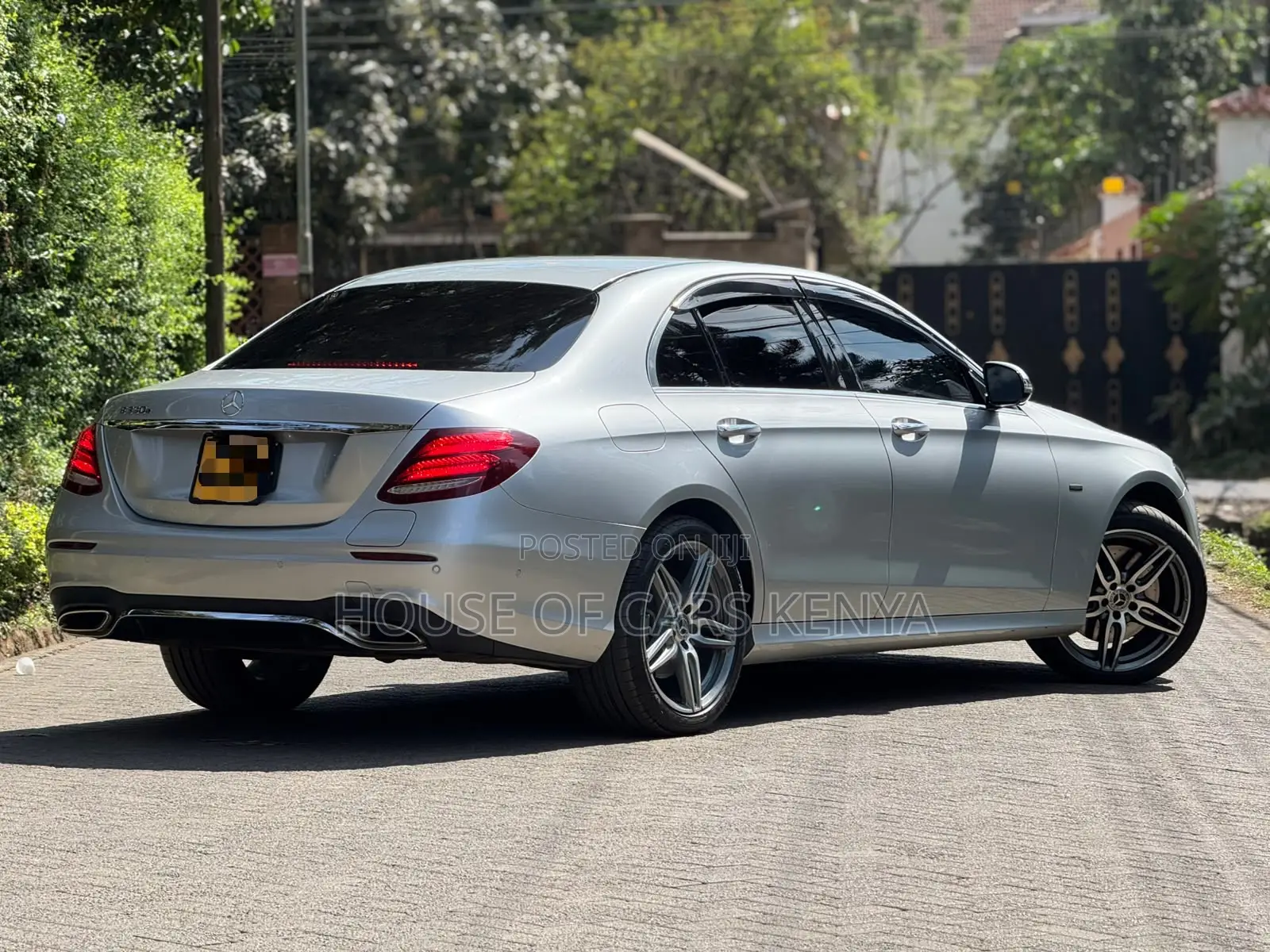 Mercedes-Benz E350e 2019 Silver