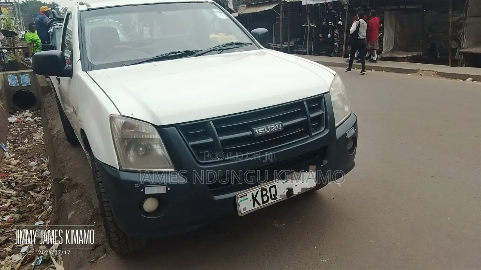 Isuzu D-MAX 2011 White