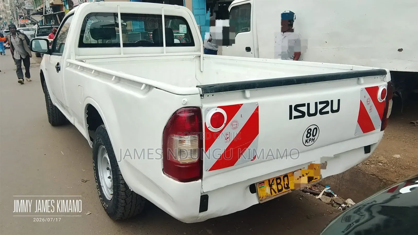 Isuzu D-MAX 2011 White