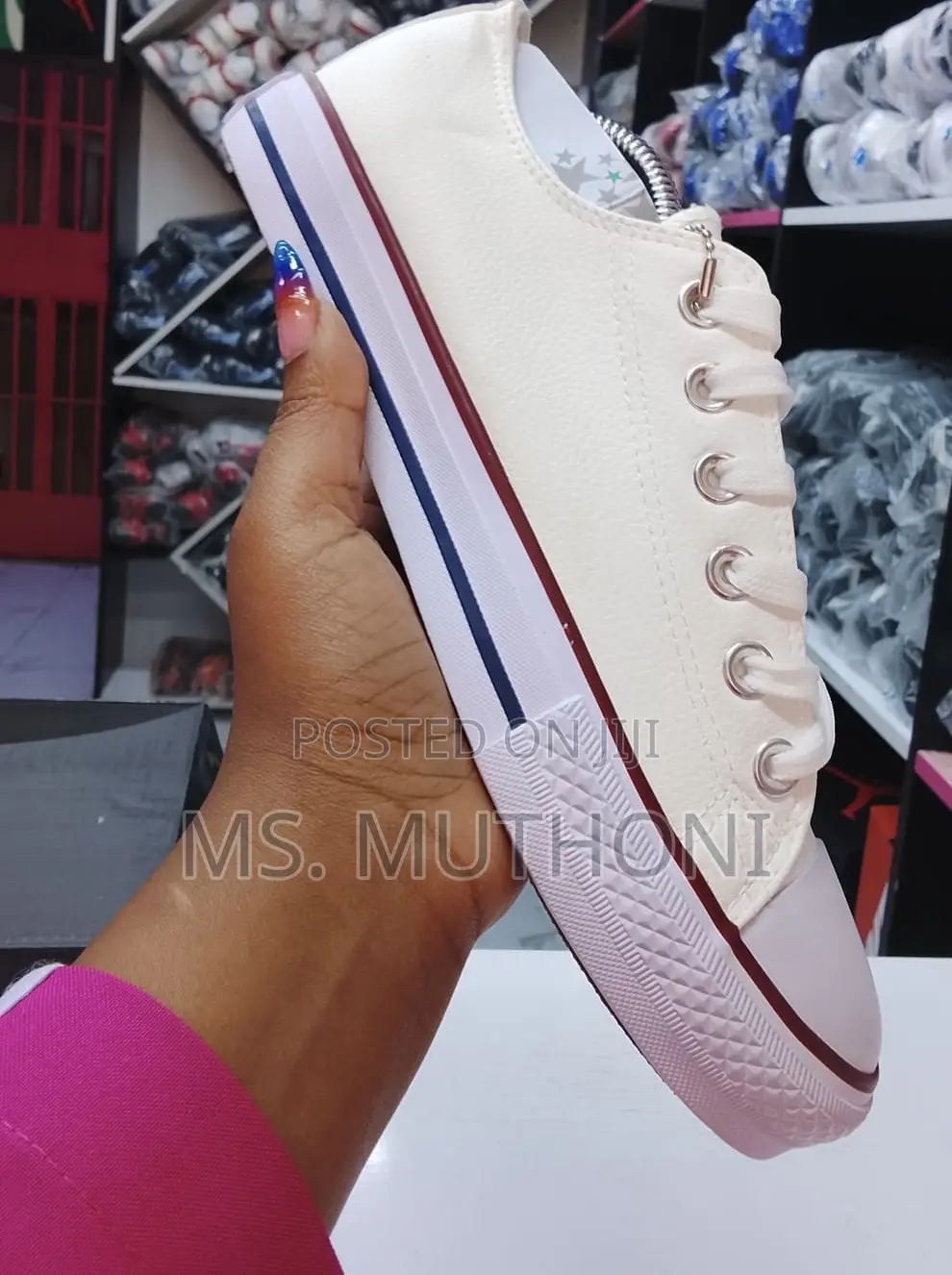 Smooth Leather Finish Converse Low Tops Size 38-45