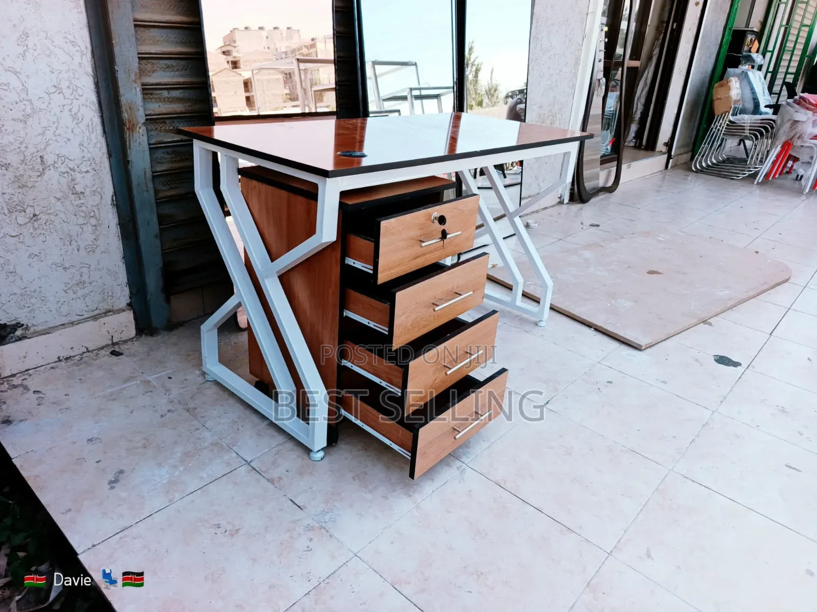 Steel Stand Modern Office/Home Study Table