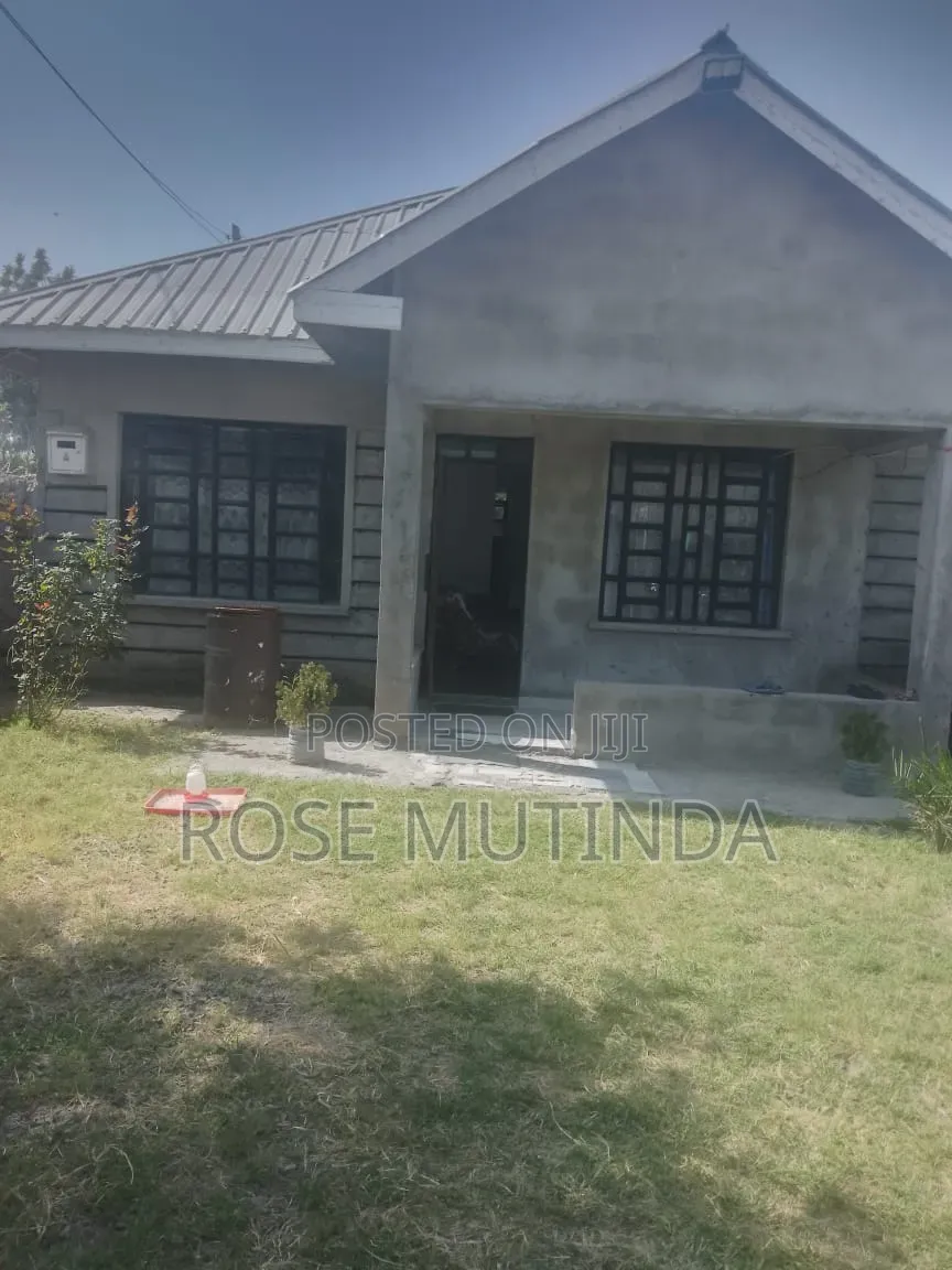 3bdrm Bungalow in Kitengela for sale