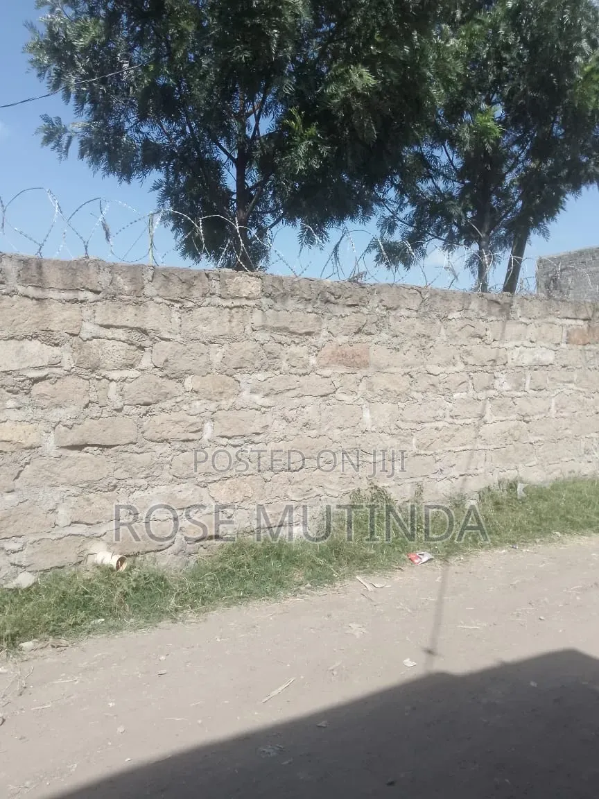 3bdrm Bungalow in Kitengela for sale