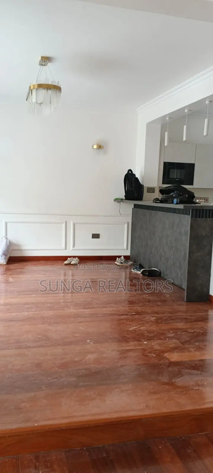 7bdrm House in Royal Park Estate for rent