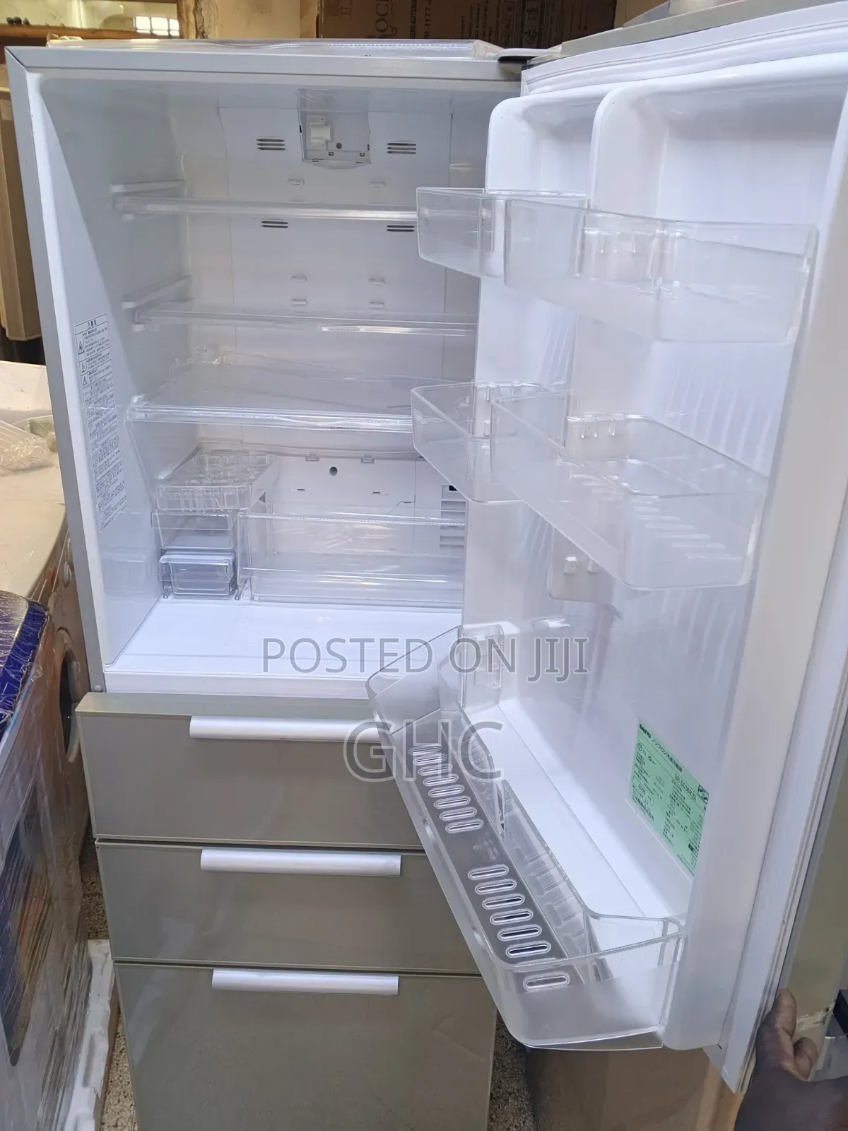 Exuk Sanyo 400l Button Freezer
