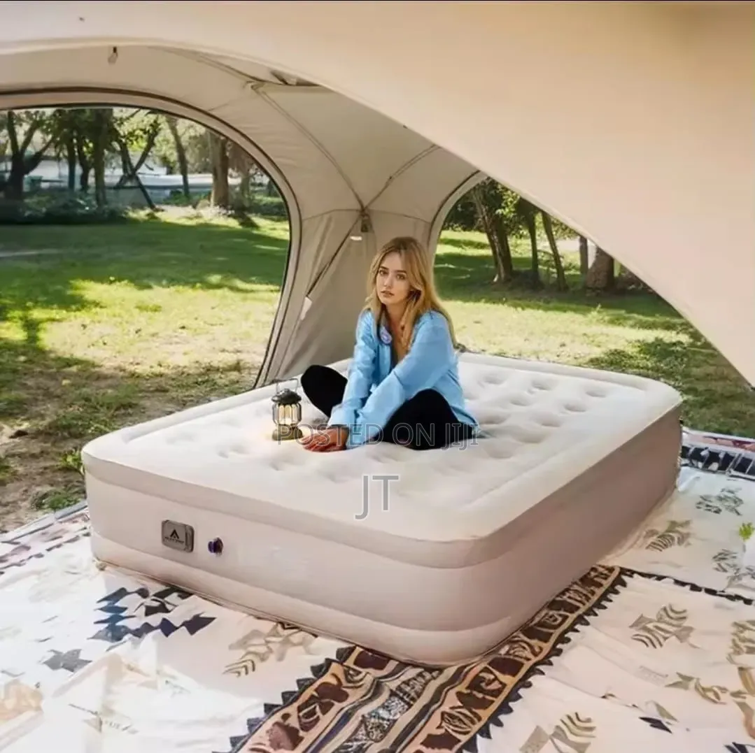 Inflatable Queen Size Airbed Mattress With in Built Pump and 2 Pillows