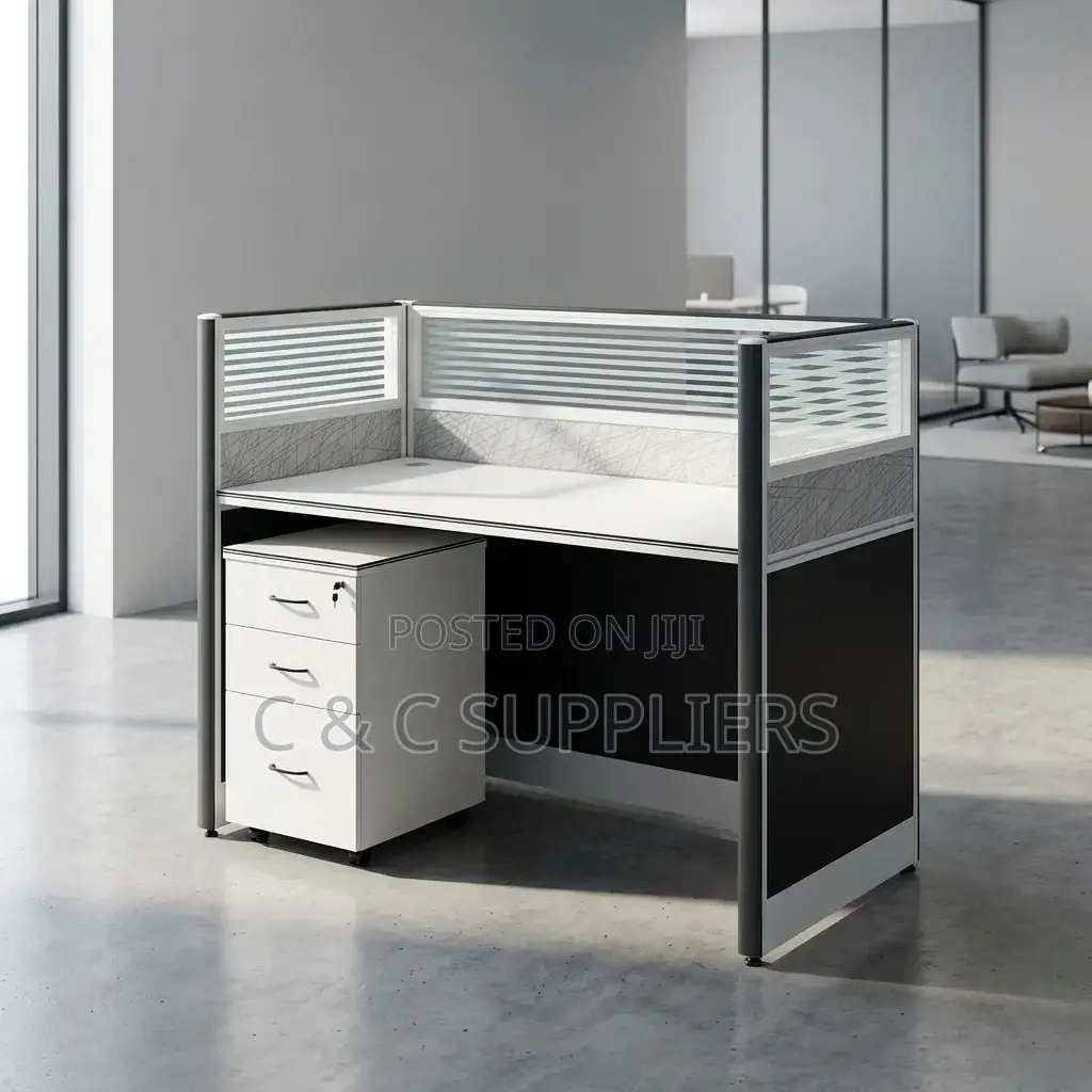 Single Seater Imported Modular Workstation