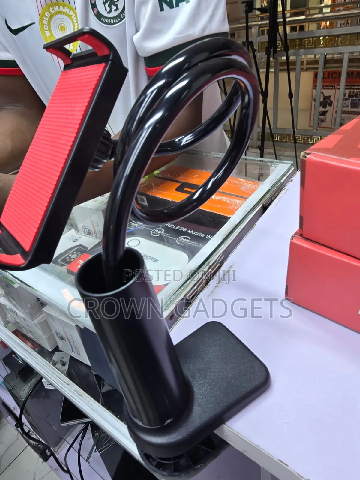 Adjustable Gooseneck Mobile Tablet Stand With Desk Clamp