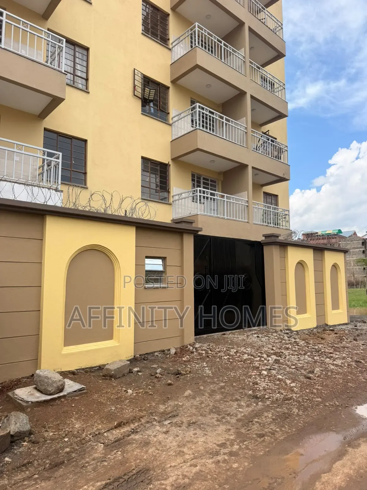 1bdrm Block of Flats in Kamakis for sale