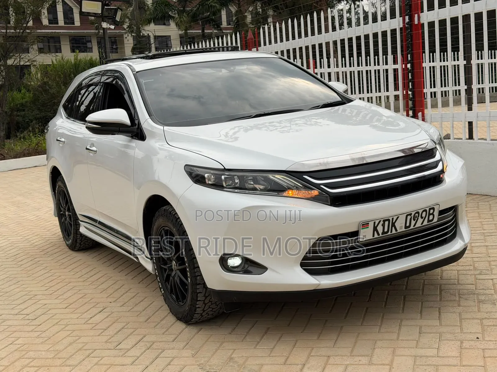 Toyota Harrier 2016 White