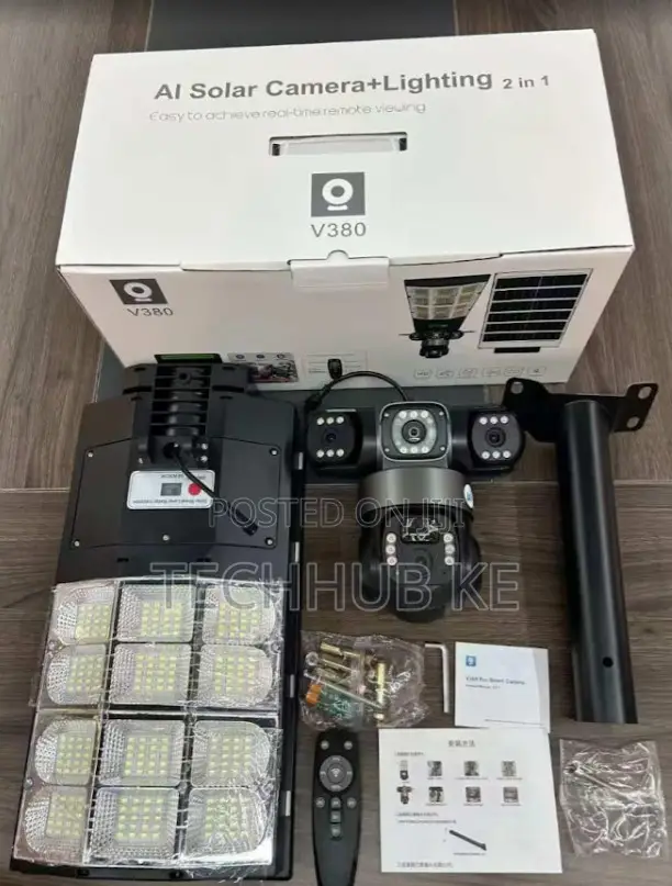 V380 4G 3-Lens PTZ Camera With Solar Street Light