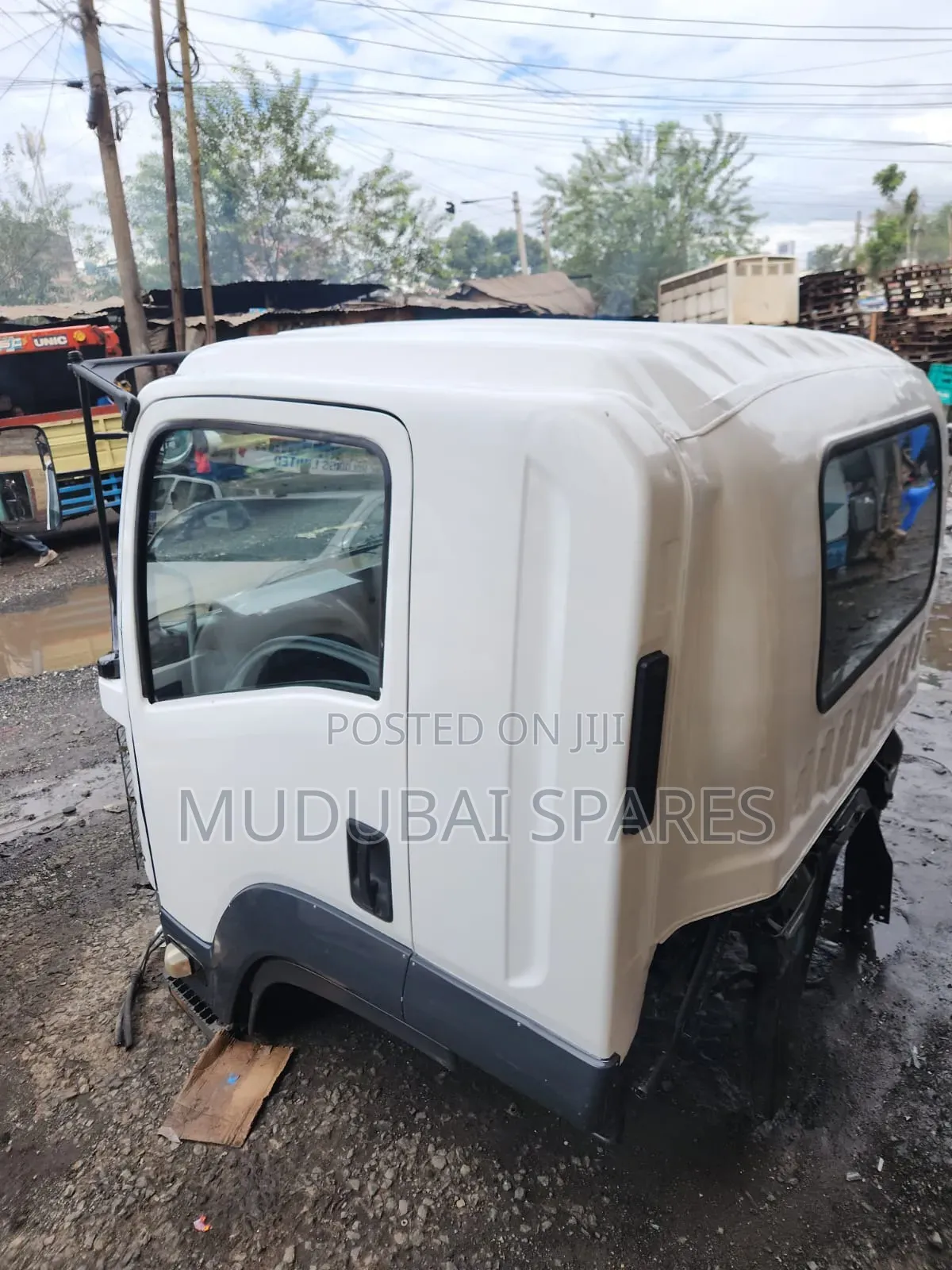 Isuzu FRR 90(slyqueen) Cabin Assembly
