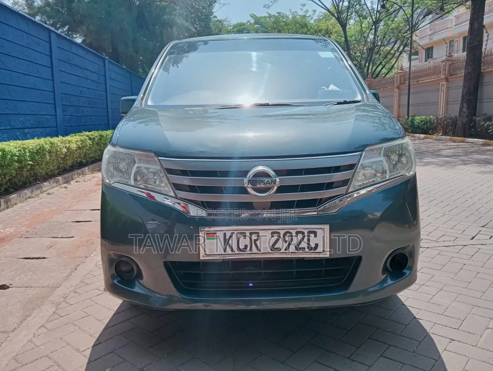 Nissan Serena 2010 Gray