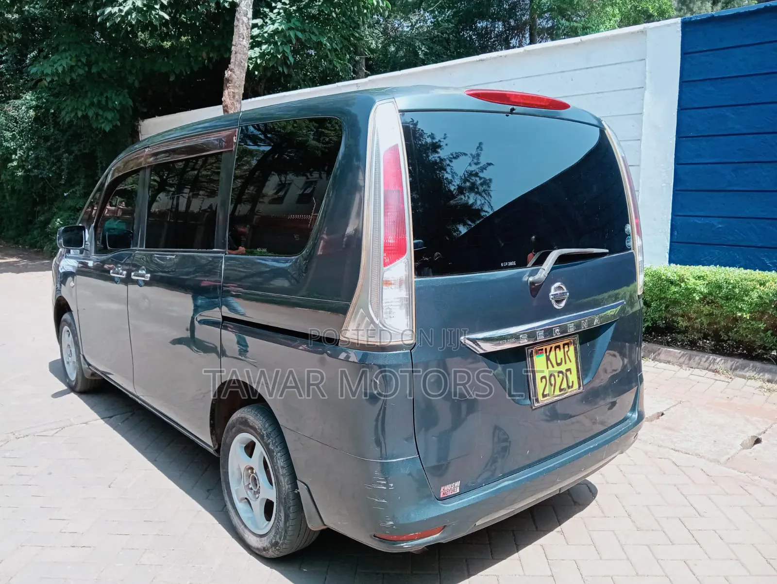 Nissan Serena 2010 Gray