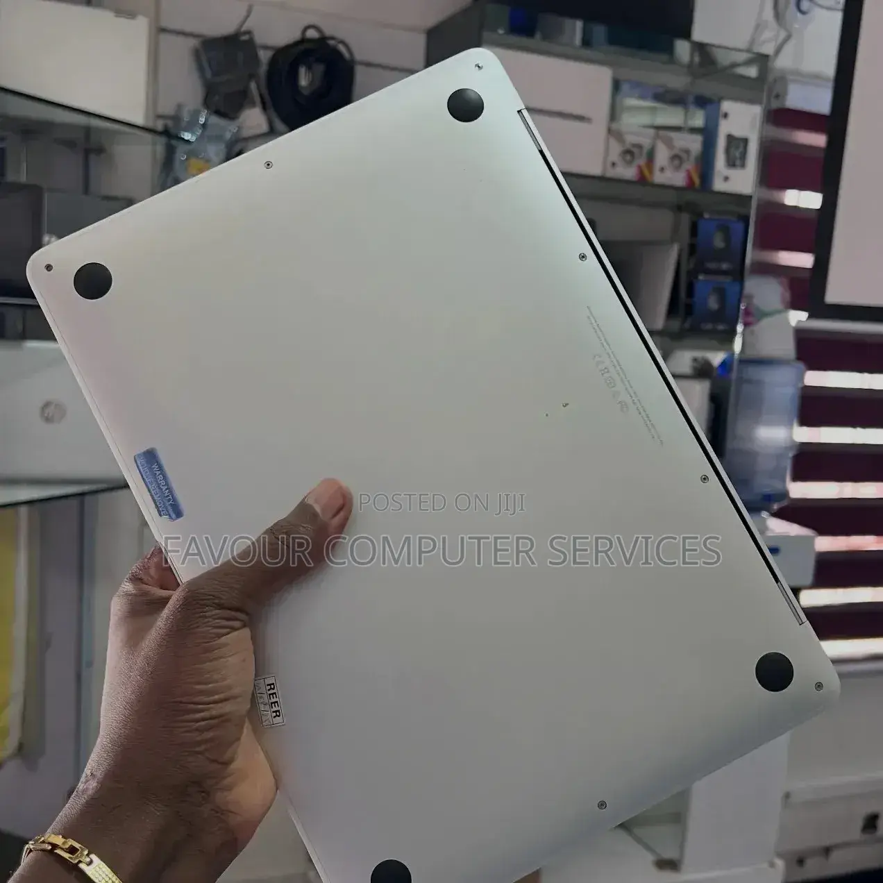 Laptop Apple MacBook 2018 8GB Intel Core i5 SSD 256GB