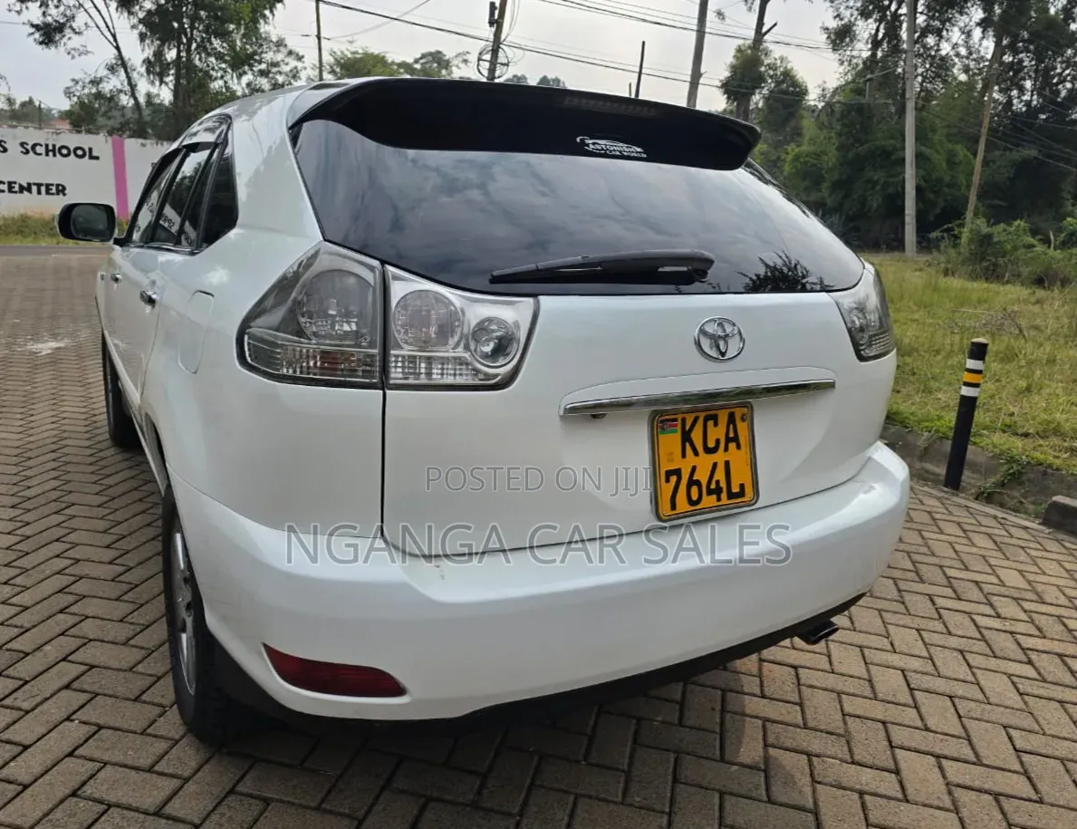 Toyota Harrier 2008 White