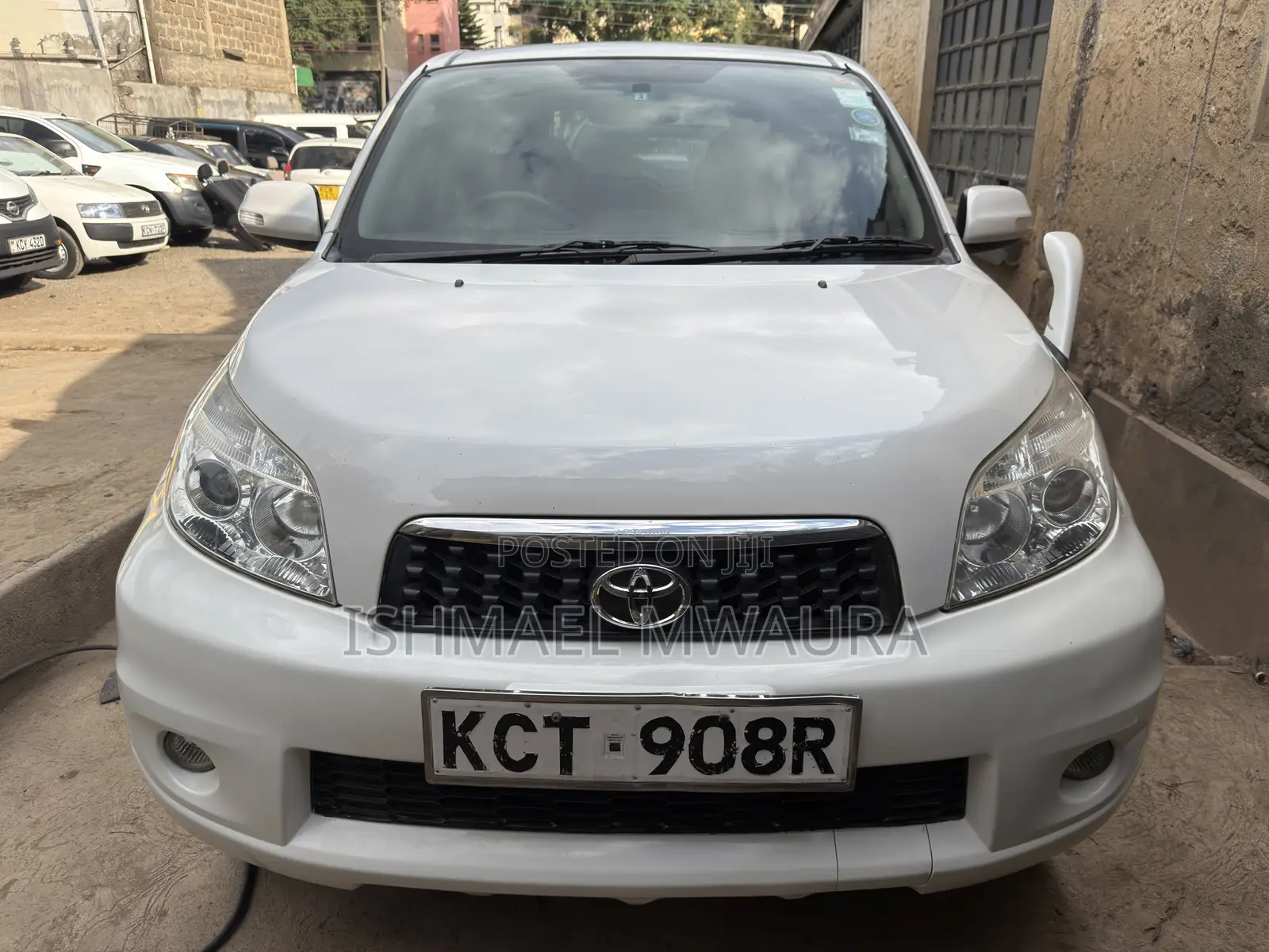 Toyota Rush 1.5 AWD 2012 Pearl