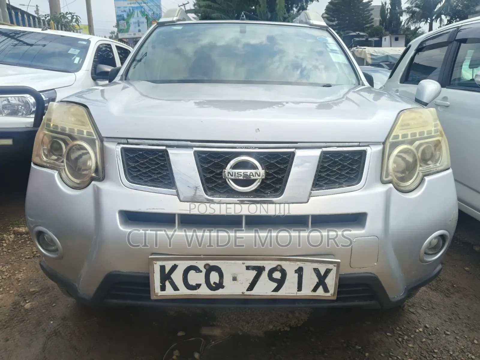 Nissan X-Trail 2011 Silver