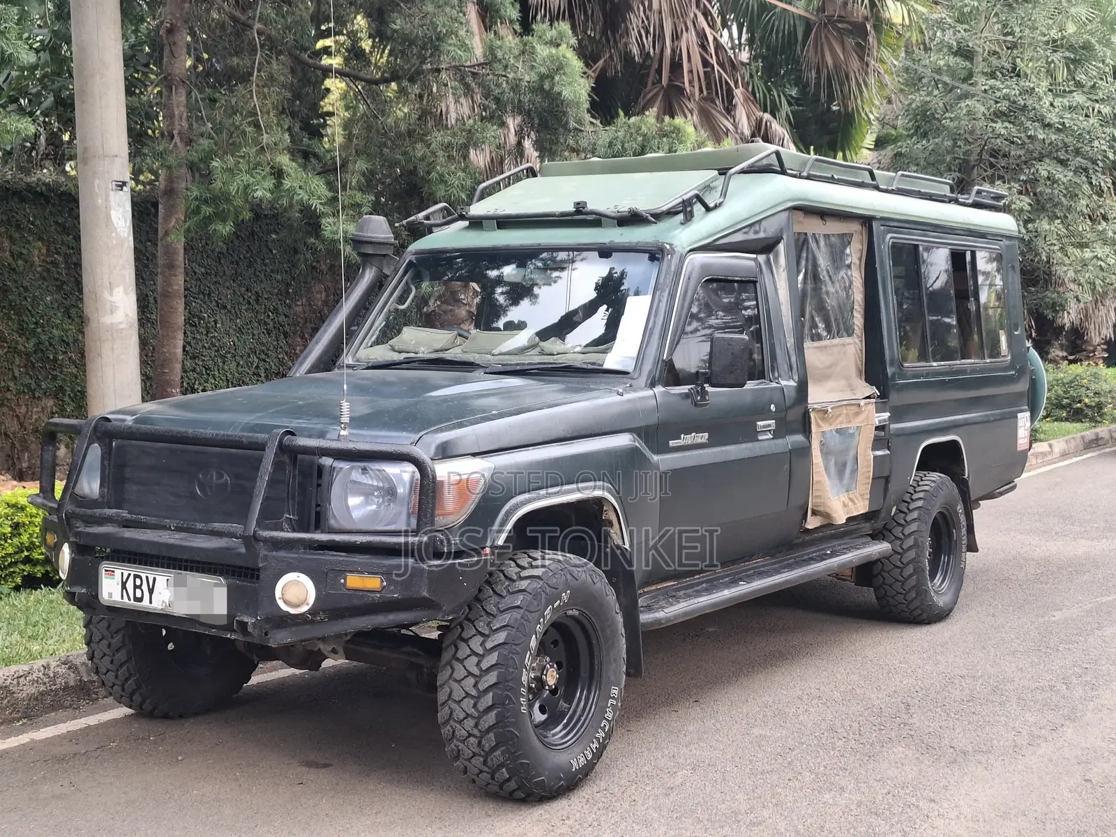 Toyota Land Cruiser 76 Series 2013 Black