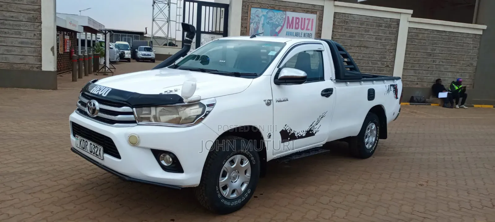 Toyota Hilux 2018 White