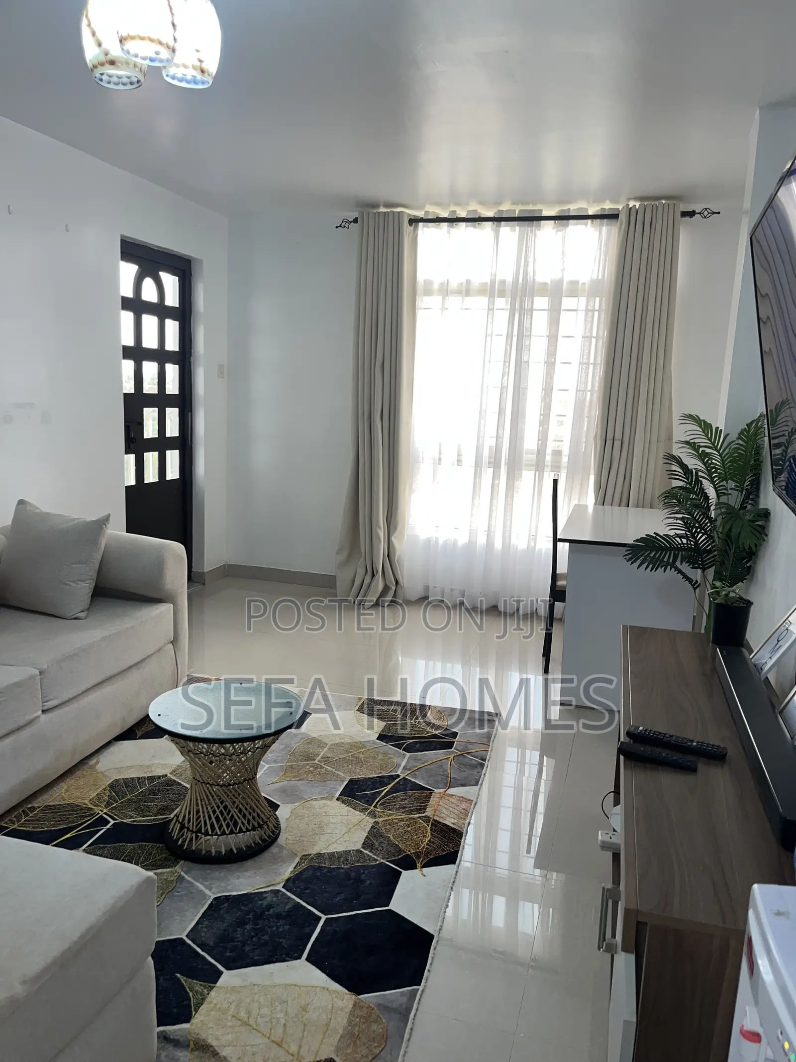 Stylish One Bedroom Airbnb in Ruaka Joyland
