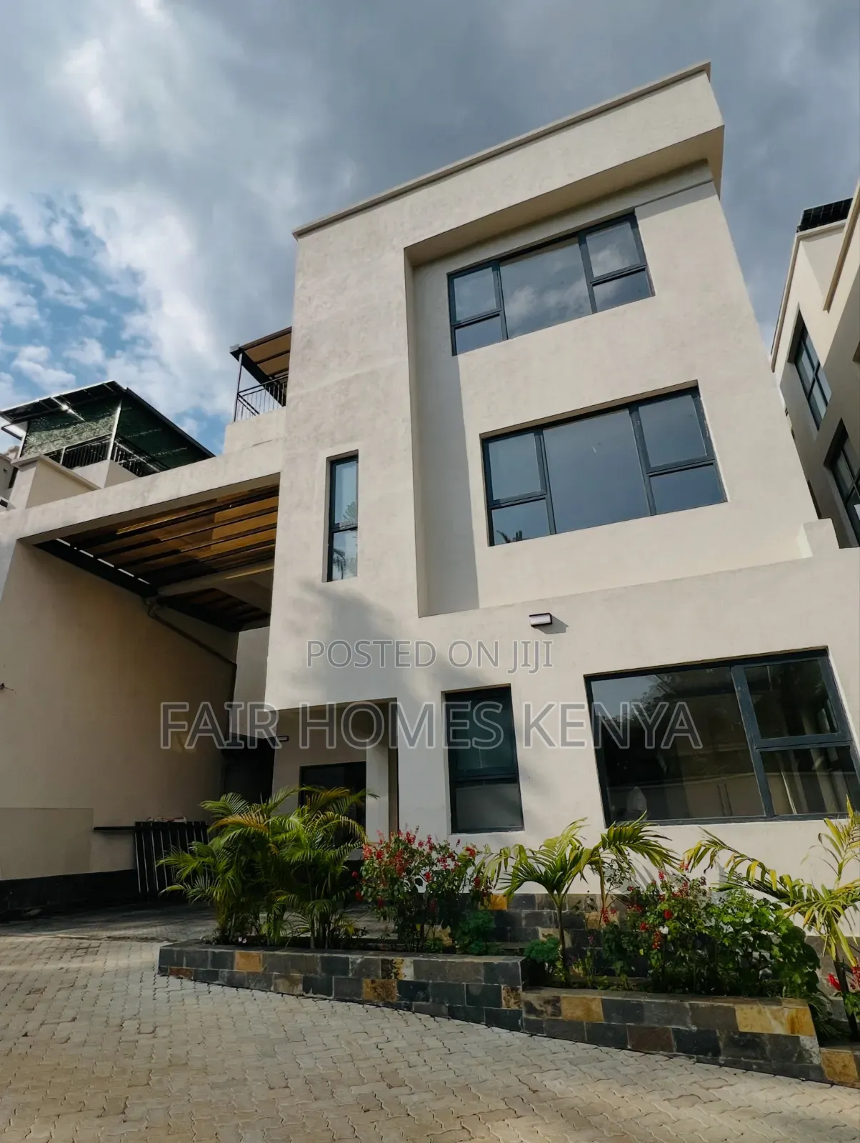 5bdrm Townhouse / Terrace in Manyani East, Muthangari for rent