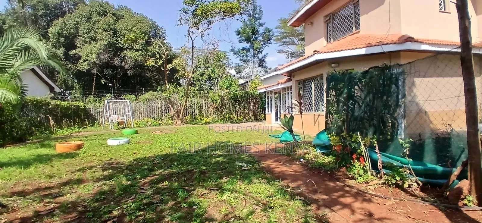 4bdrm Townhouse / Terrace in Gitanga Road, Maziwa for rent