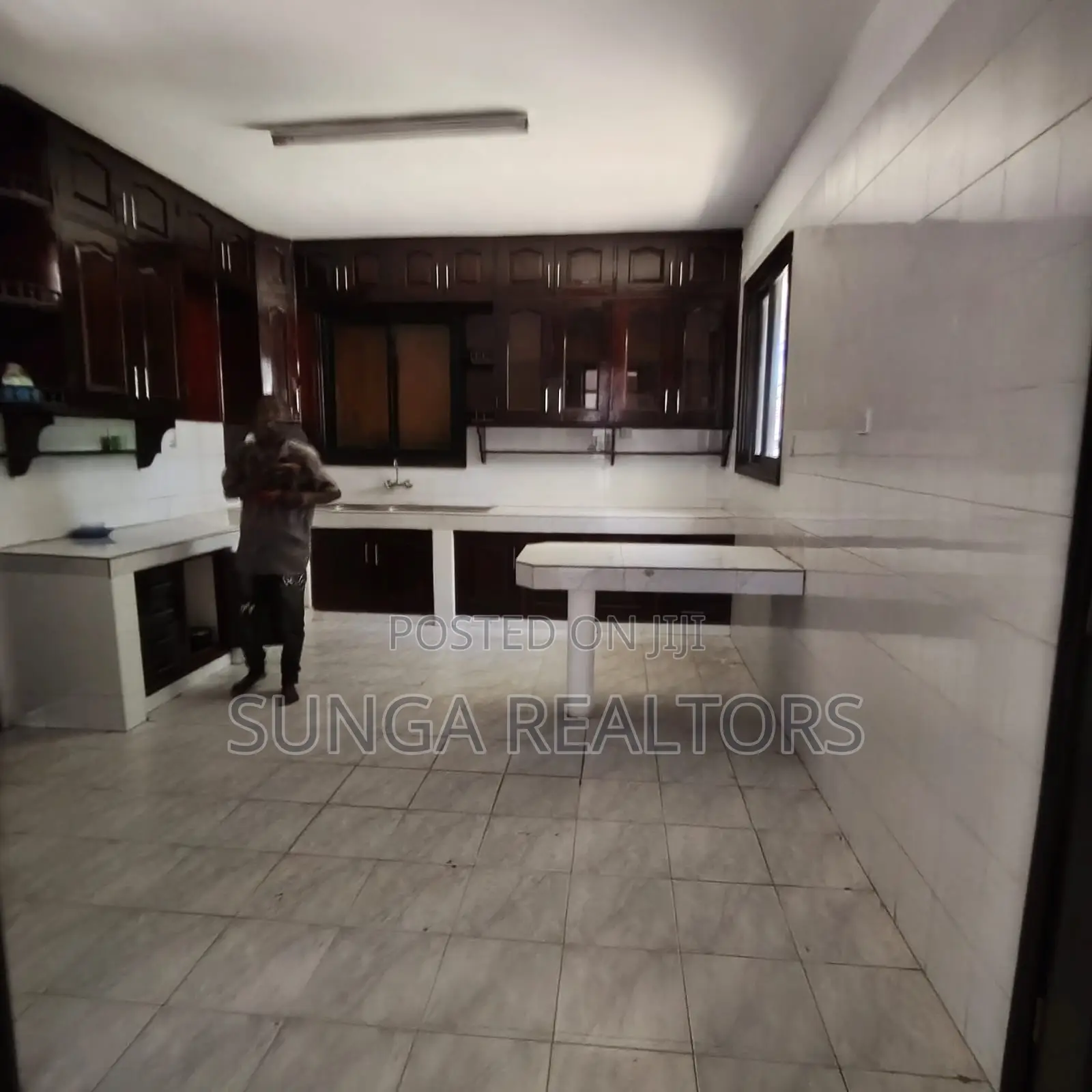 5bdrm House in Nyali Mkomani for rent