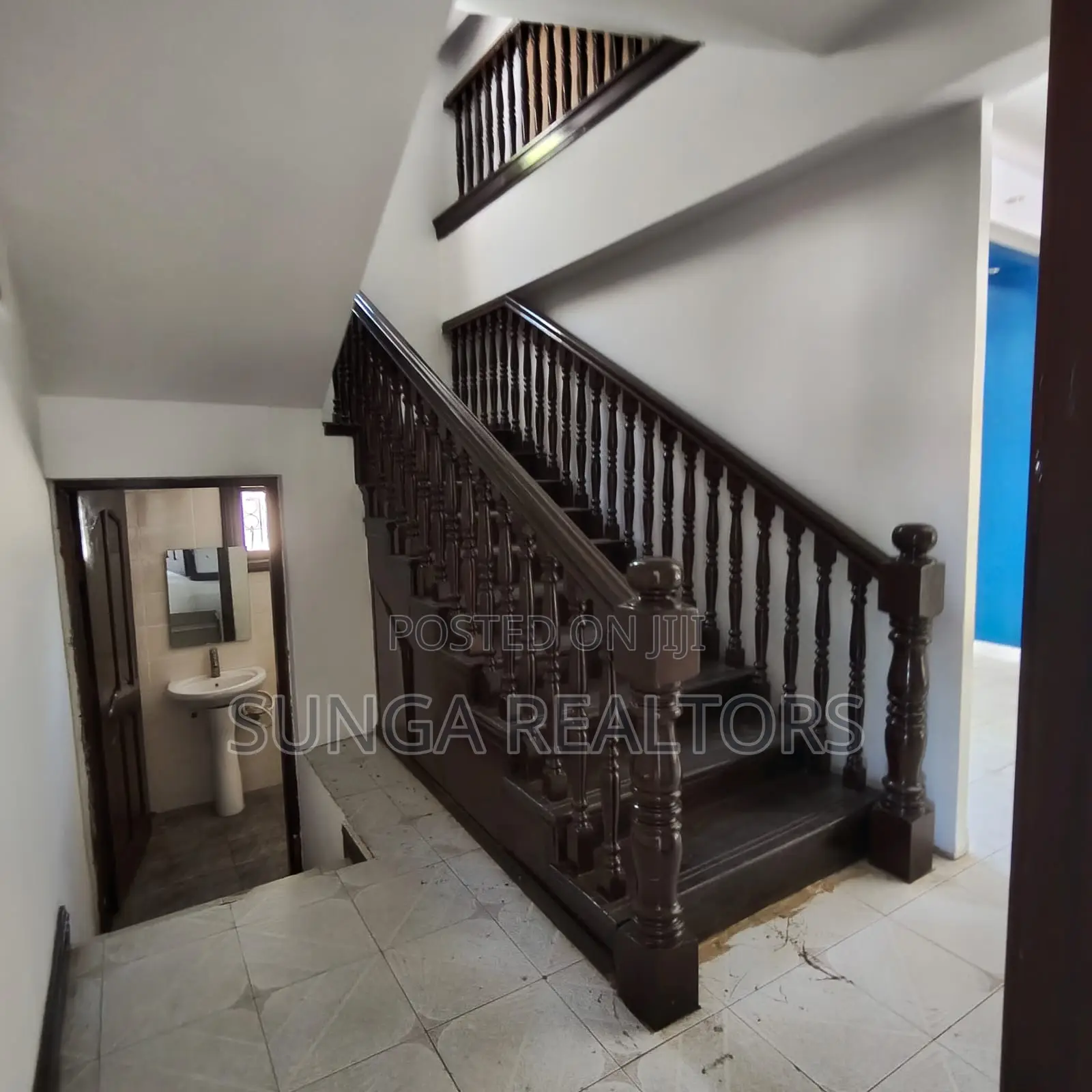 5bdrm House in Nyali Mkomani for rent
