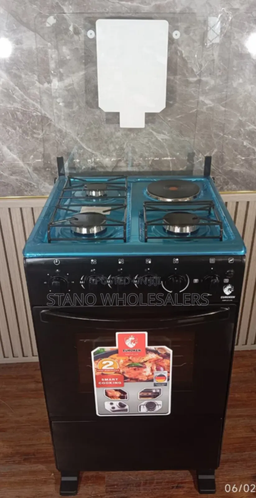 Black Uroken 3+1 Standing Cooker