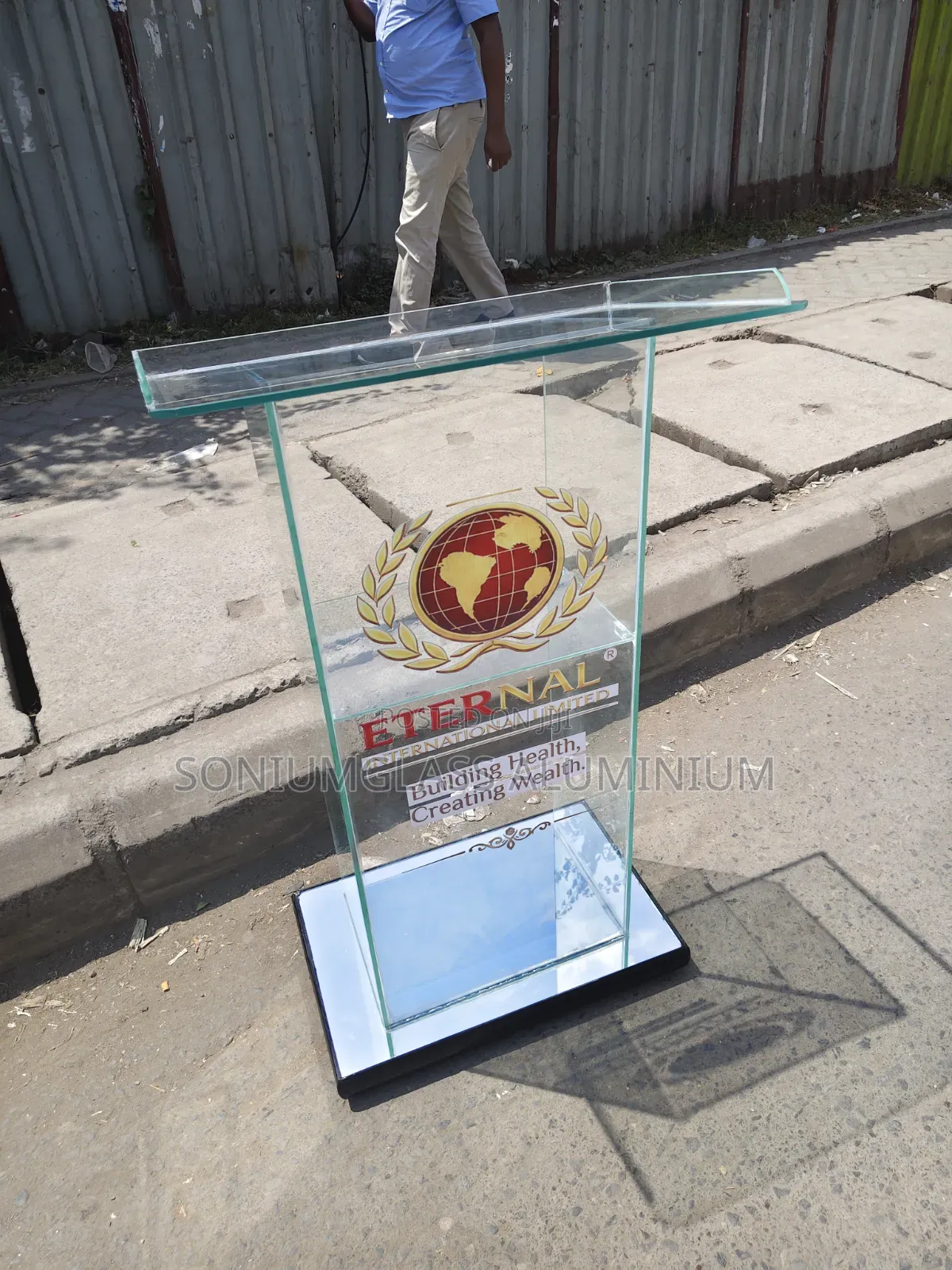 Glass Pulpits