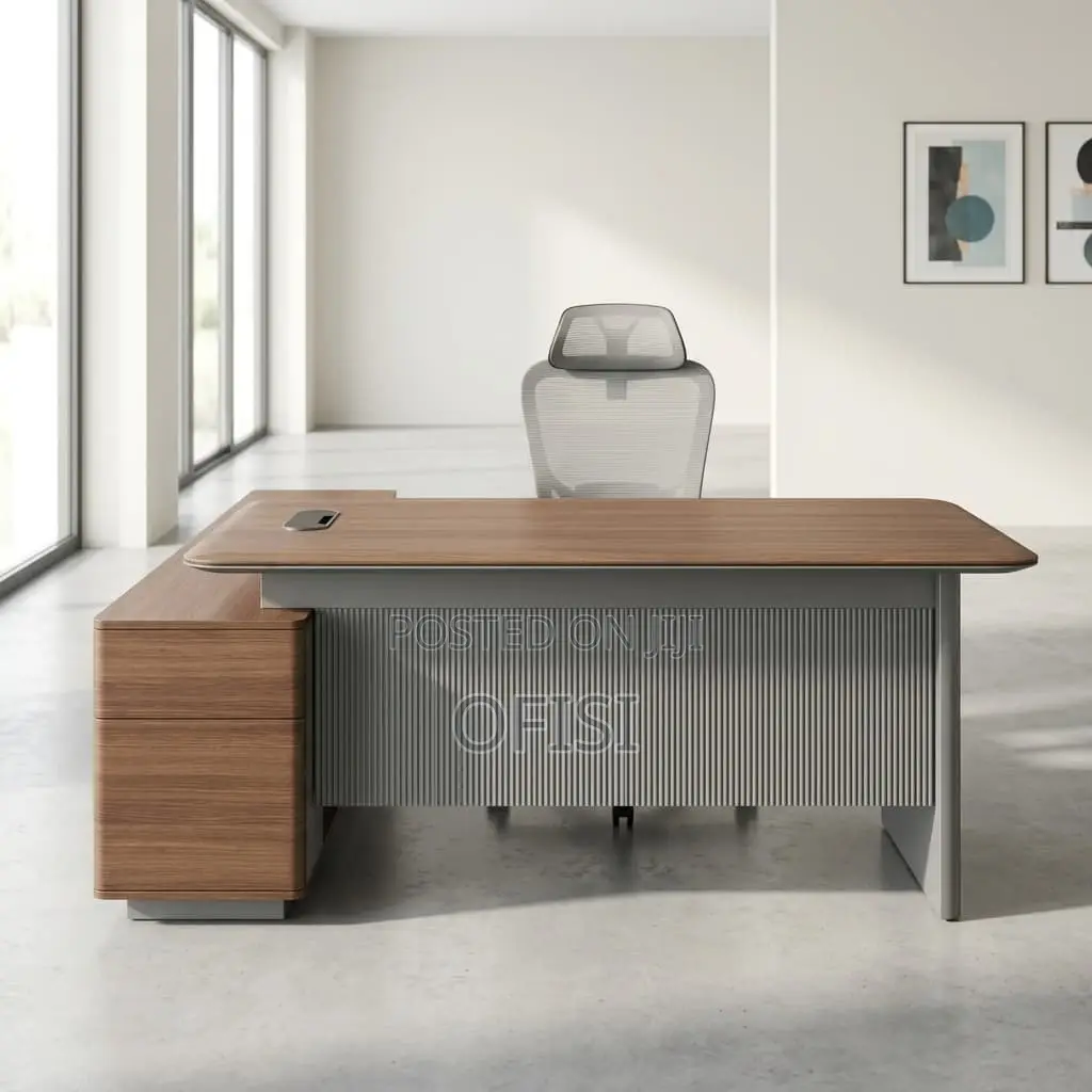 Office Desk; 1.6m Wooden Director Desk