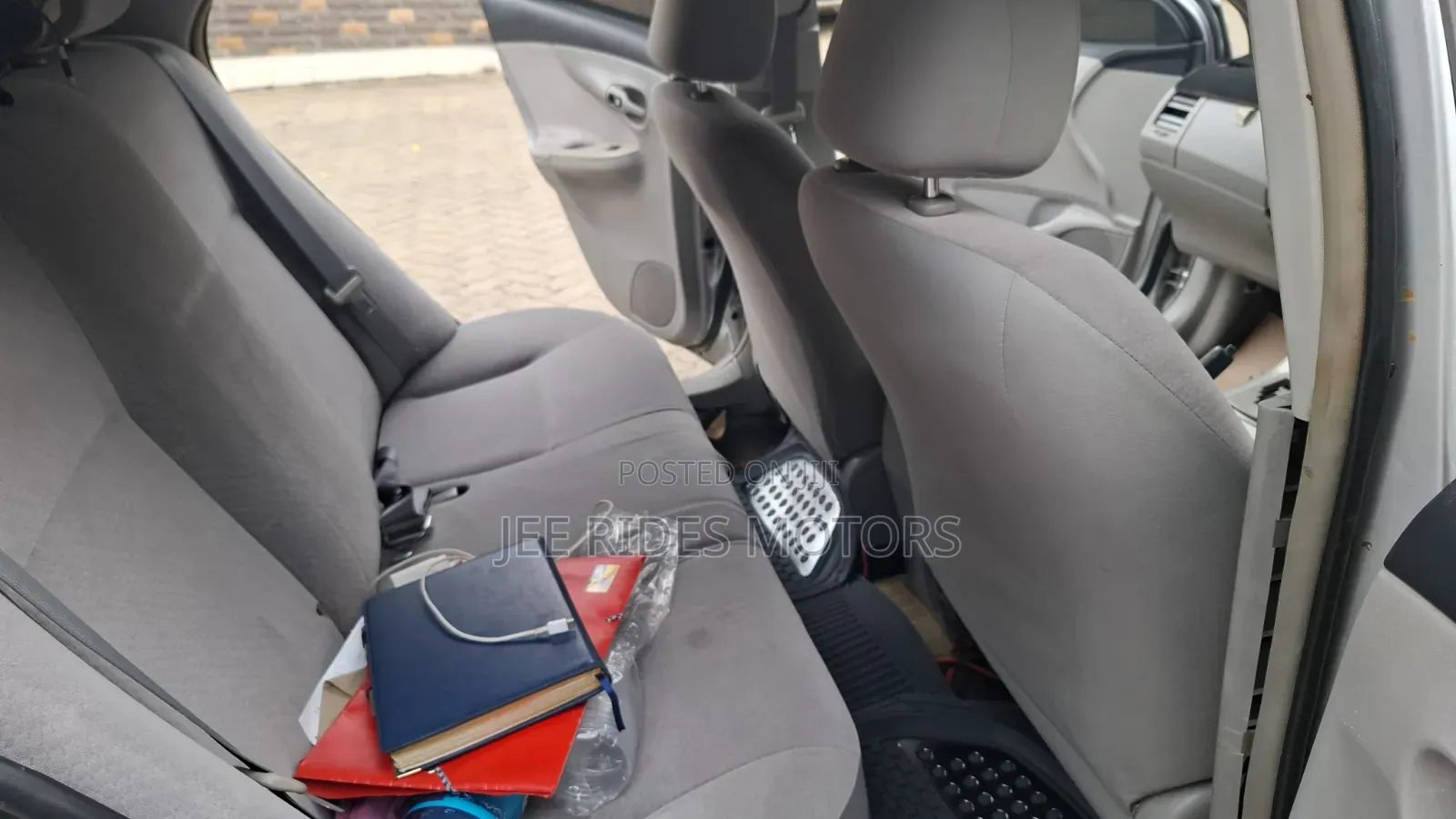 Toyota Axio 2009 Silver