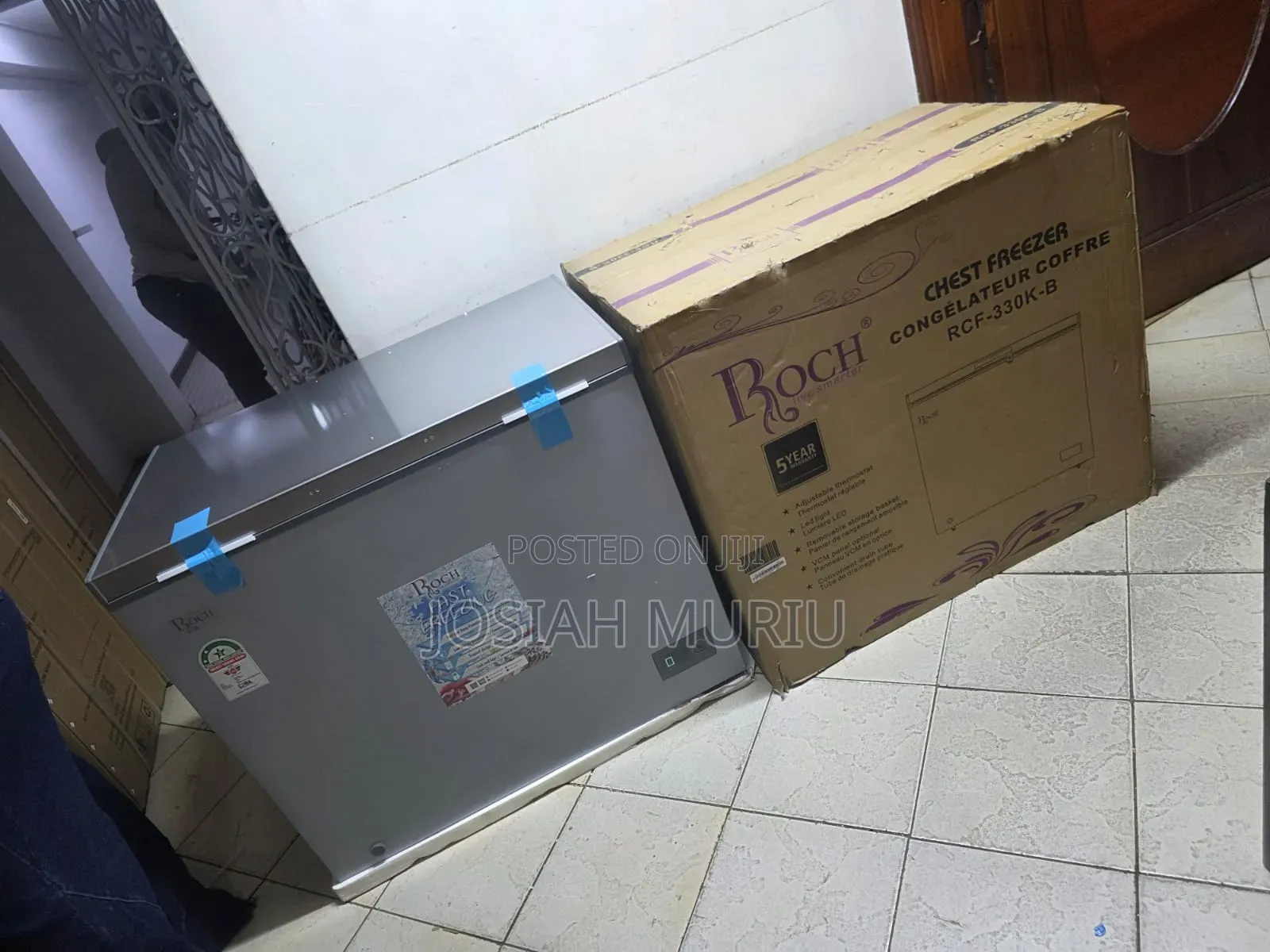 Roch 251Litres Single Door Chest Freezer