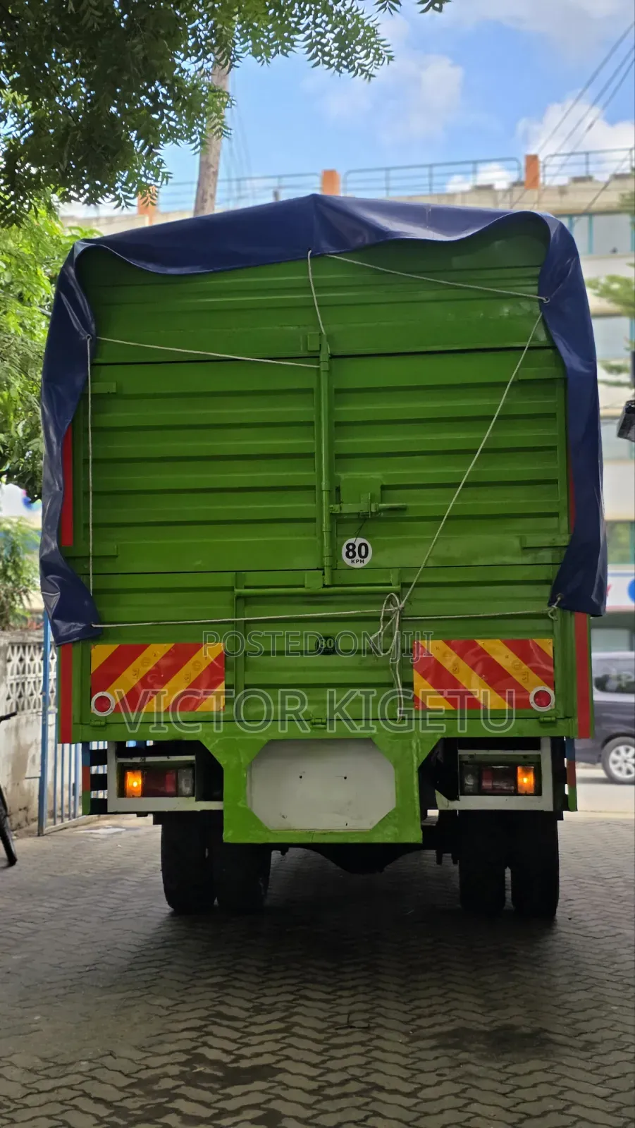 Frr90 Isuzu Open Body With Canvas