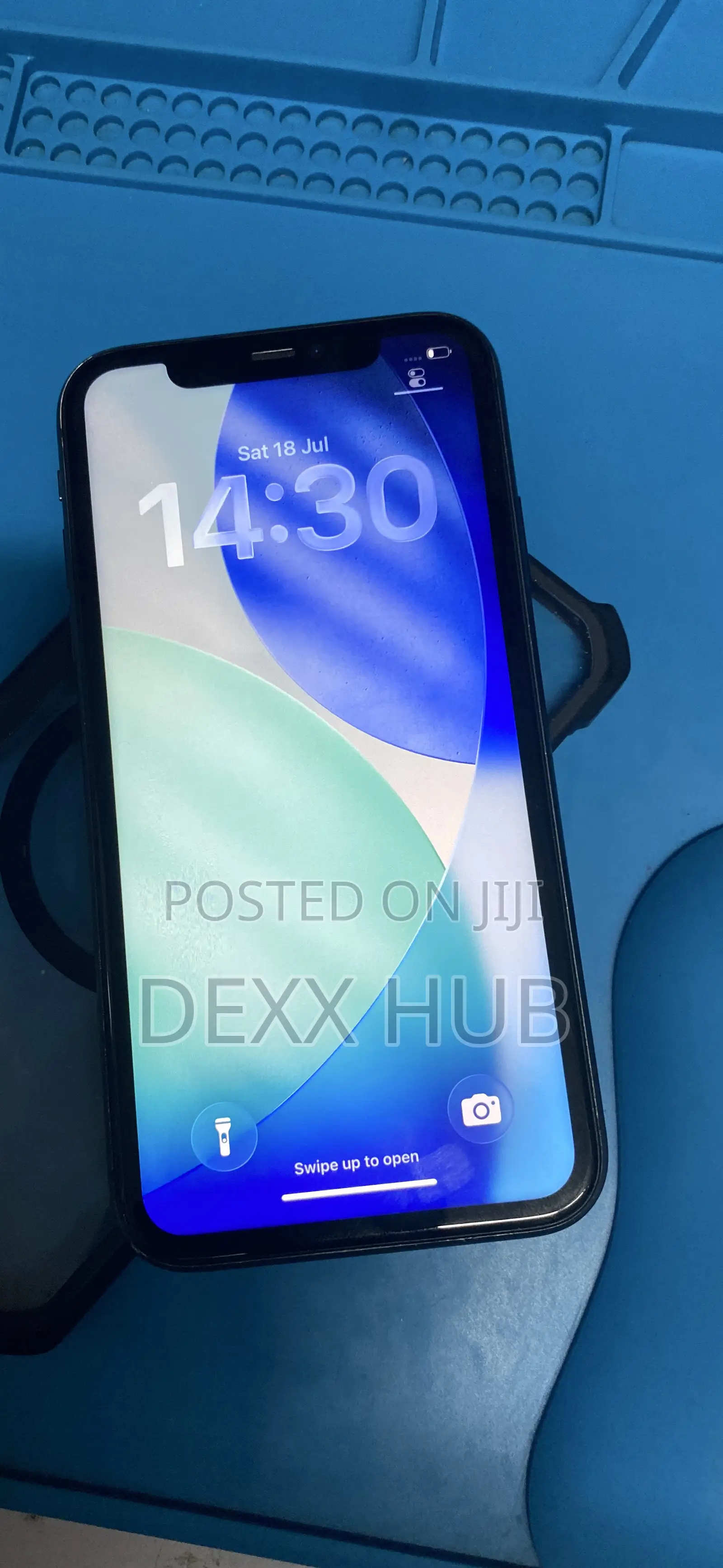 Apple iPhone 11 64 GB Gray