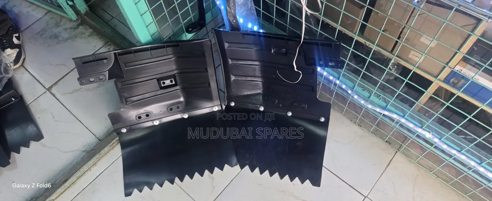 Isuzu NPR and NKR 4.3 Front Mudguard