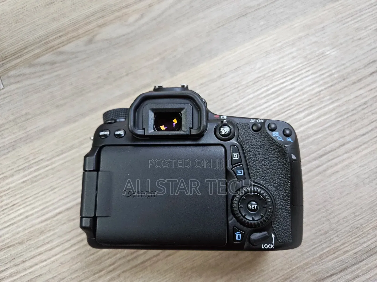 Canon EOS 70D DSLR Camera (Body Only)
Clean Unit! 