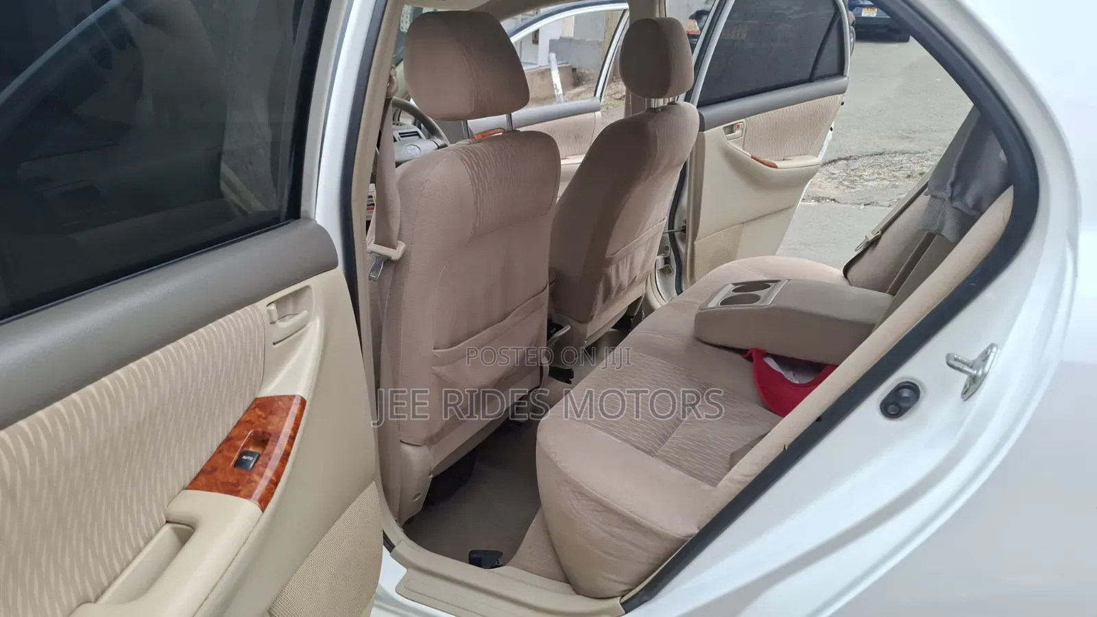 Toyota Corolla 2006 White