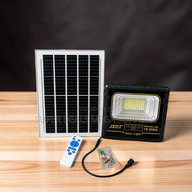 Wide Coverage 200W Watts Outdoor Security LED Solar Flood Light