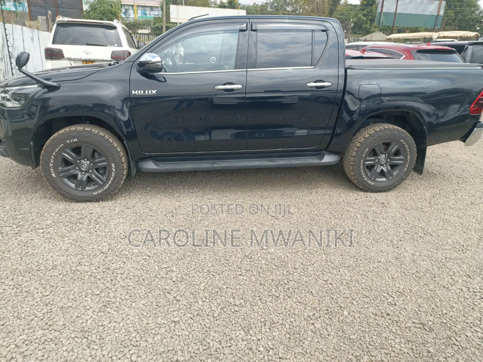 Toyota Hilux 2021 Black