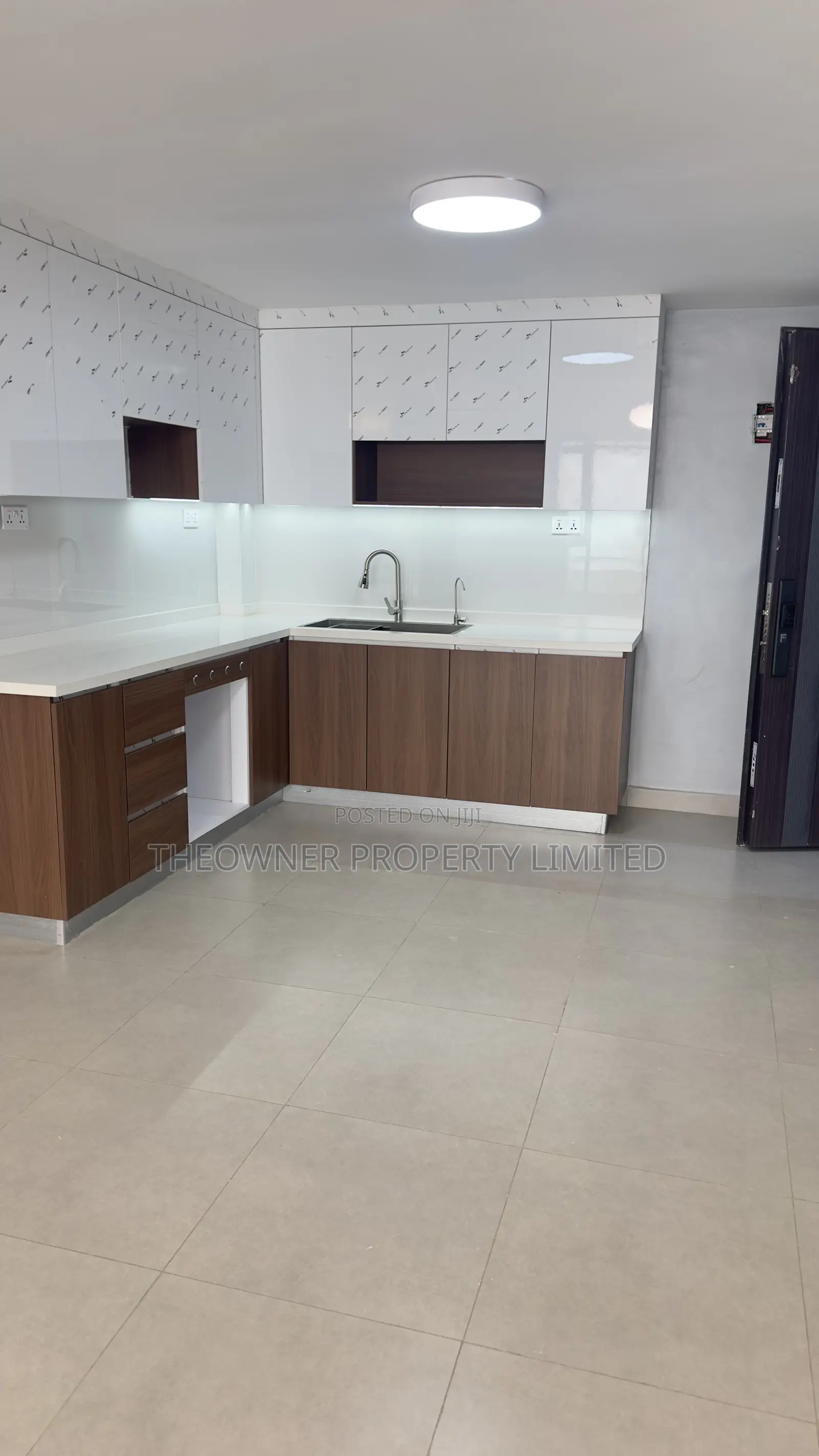 2bdrm Apartment in Kilimani, Hurlingham for sale