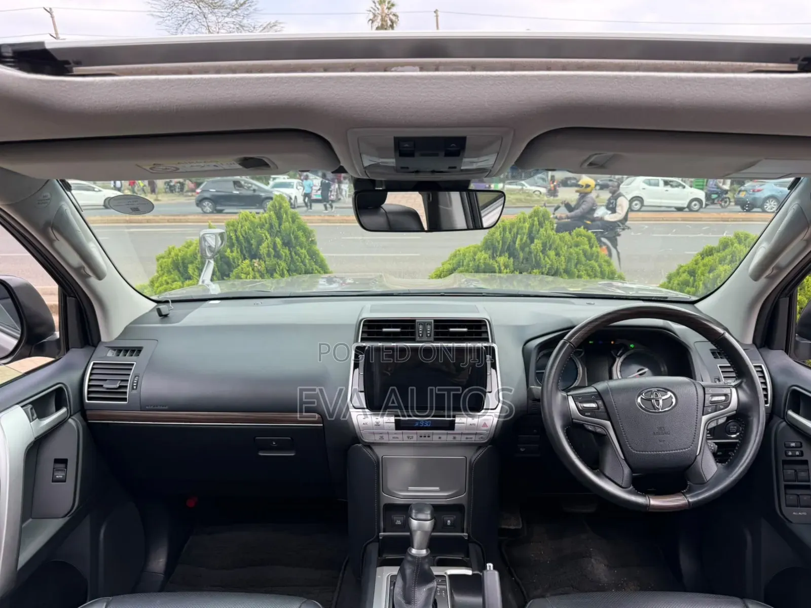 Toyota Land Cruiser Prado 2019 Gray